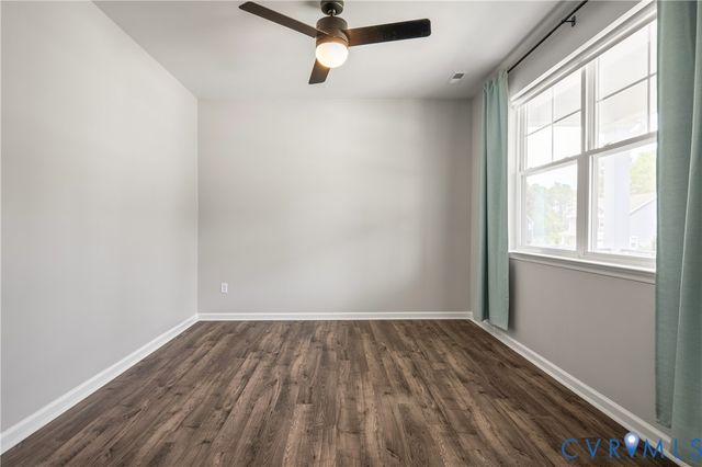11518 Longtown Trl, Midlothian, VA 23112