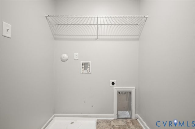 11518 Longtown Trl, Midlothian, VA 23112