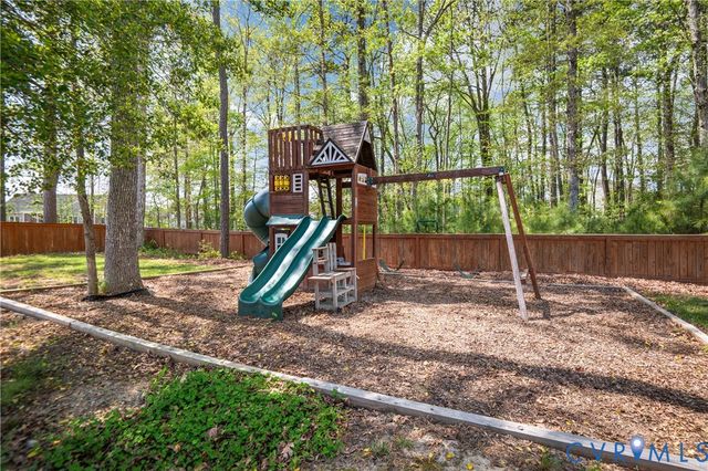 11518 Longtown Trl, Midlothian, VA 23112