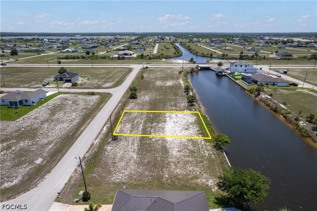 4106 NW 39th LN, Cape Coral, FL 33993
