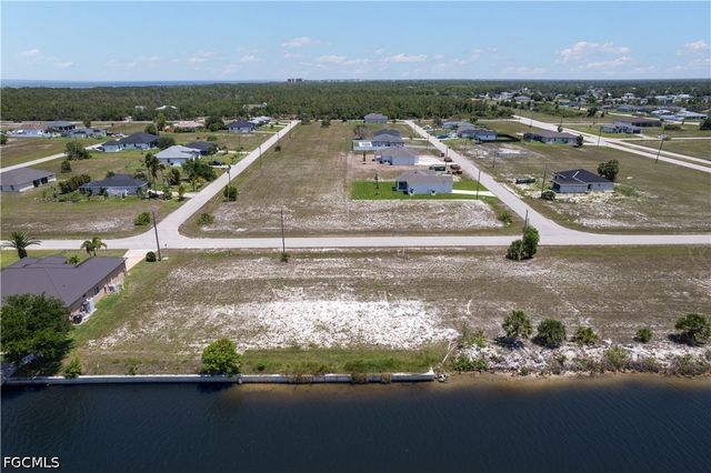 4106 NW 39th LN, Cape Coral, FL 33993