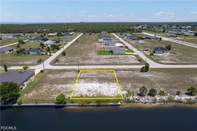 4106 NW 39th LN, Cape Coral, FL 33993