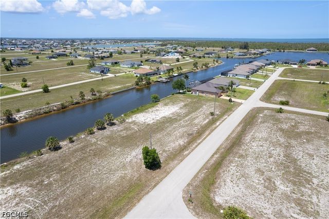 4106 NW 39th LN, Cape Coral, FL 33993