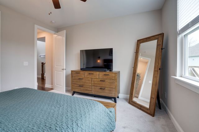 812 Bridge Creek Ln, Antioch, TN 37013