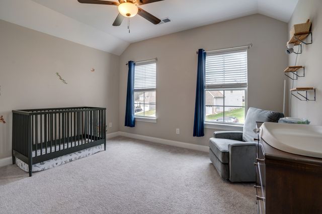 812 Bridge Creek Ln, Antioch, TN 37013