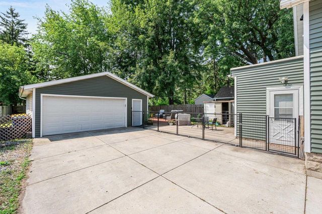 1129 REED STREET, Green Bay, WI 54303
