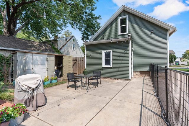 1129 REED STREET, Green Bay, WI 54303