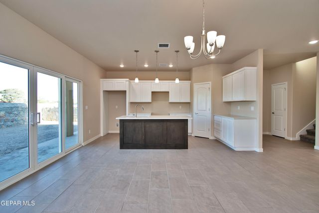 5905 Ruidoso Downs Street, El Paso, TX 79932