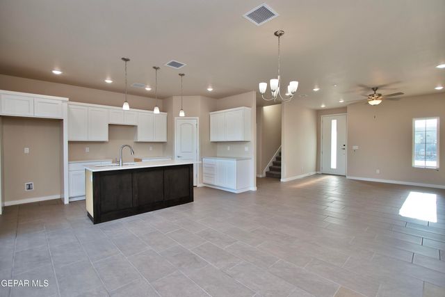 5905 Ruidoso Downs Street, El Paso, TX 79932