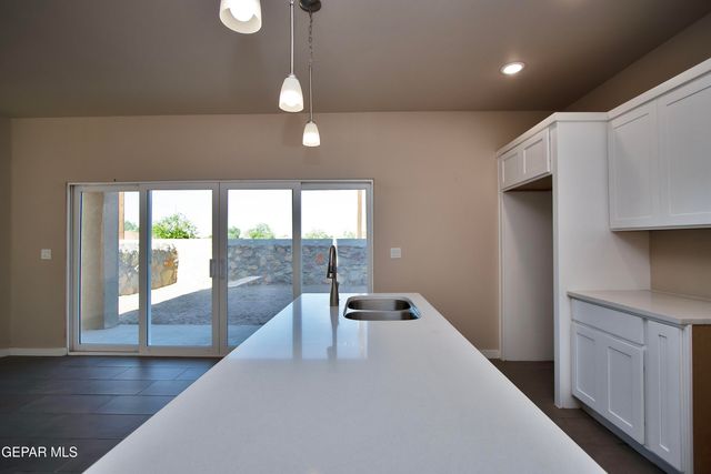 5905 Ruidoso Downs Street, El Paso, TX 79932