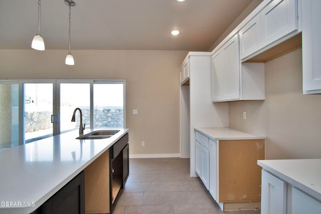 5905 Ruidoso Downs Street, El Paso, TX 79932