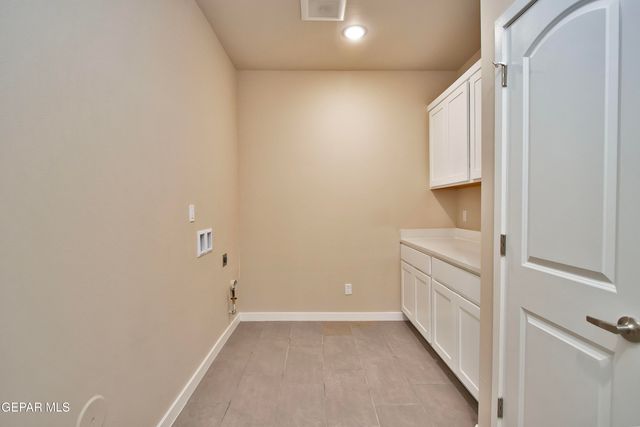 5905 Ruidoso Downs Street, El Paso, TX 79932