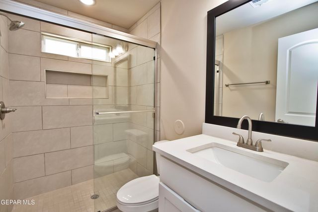 5905 Ruidoso Downs Street, El Paso, TX 79932