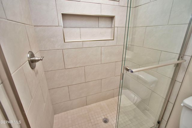 5905 Ruidoso Downs Street, El Paso, TX 79932