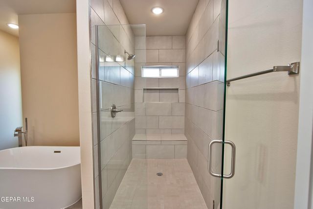 5905 Ruidoso Downs Street, El Paso, TX 79932