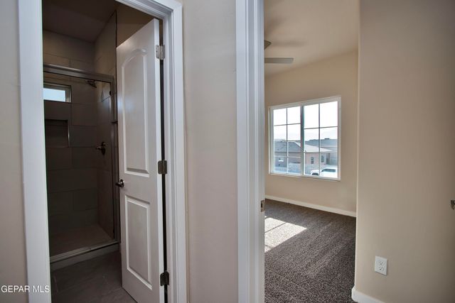 5905 Ruidoso Downs Street, El Paso, TX 79932