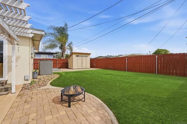 225 E Renette Ave, El Cajon, CA 92020