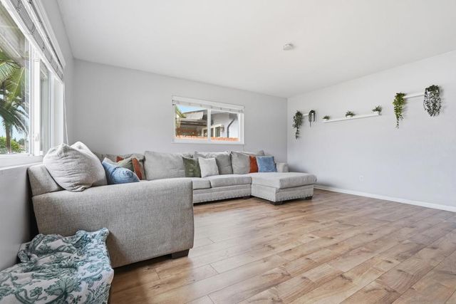 225 E Renette Ave, El Cajon, CA 92020