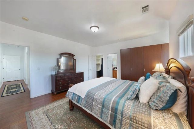 9882 W Broadway, Anaheim, CA 92804