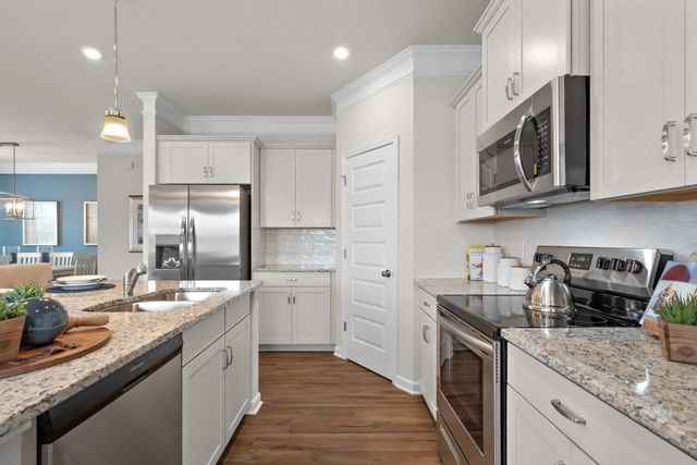 295 Cranston Drive, Canton, GA 30114