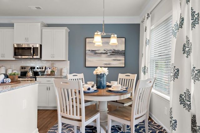 295 Cranston Drive, Canton, GA 30114