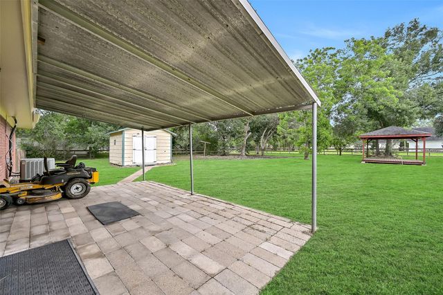 3515 Meadowlark Lane, Alvin, TX 77511