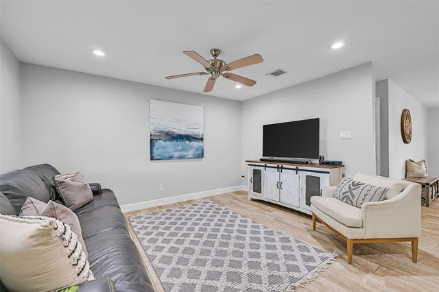 3515 Meadowlark Lane, Alvin, TX 77511