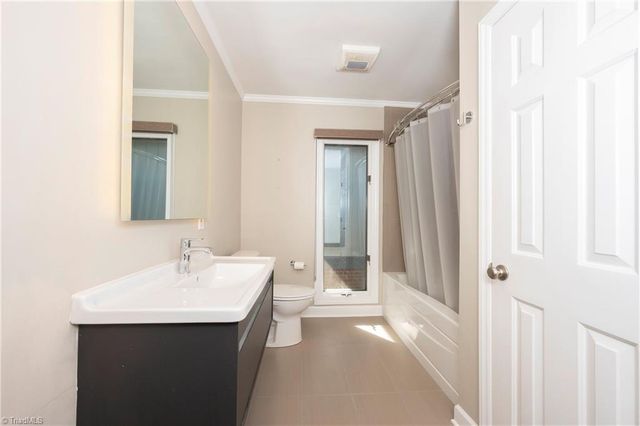 137 Bermuda Run Drive N, Advance, NC 27006