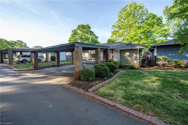 137 Bermuda Run Drive N, Advance, NC 27006