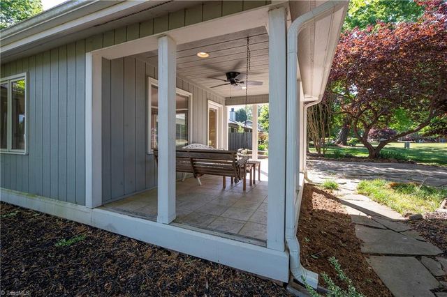 137 Bermuda Run Drive N, Advance, NC 27006