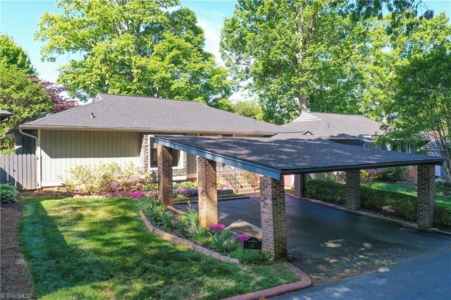 137 Bermuda Run Drive N, Advance, NC 27006