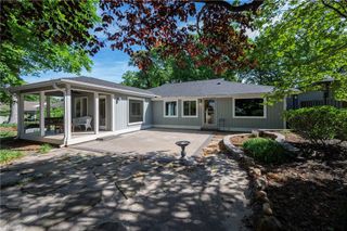 137 Bermuda Run Drive N, Advance, NC 27006