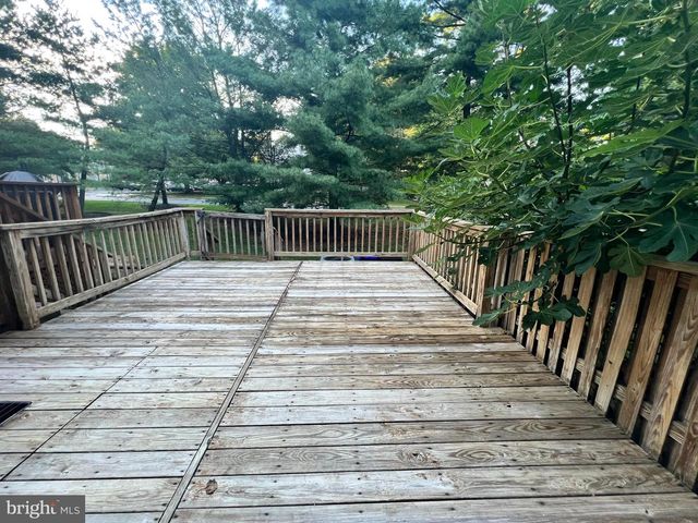 9605 LAMBETH CT, Columbia, MD 21046