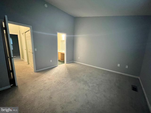 9605 LAMBETH CT, Columbia, MD 21046