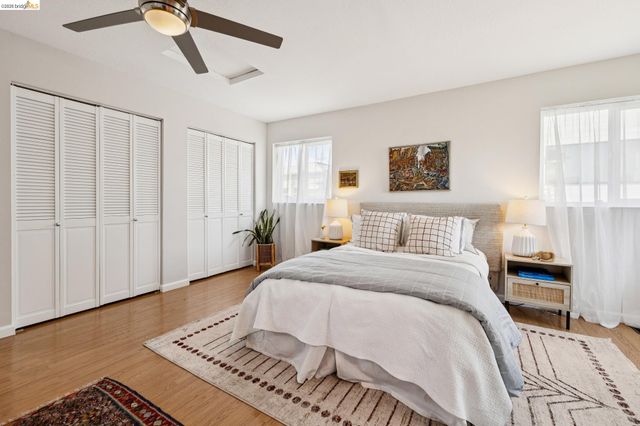 1738 10Th St, Oakland, CA 94607