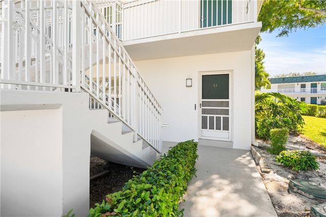 2800 Indian River Boulevard 1Q, Vero Beach, FL 32960