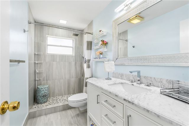 2800 Indian River Boulevard 1Q, Vero Beach, FL 32960