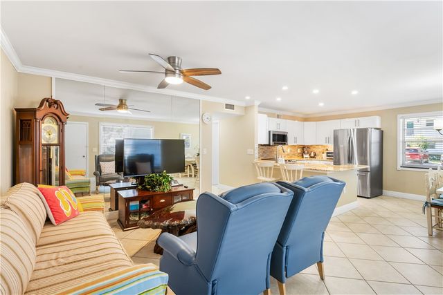 2800 Indian River Boulevard 1Q, Vero Beach, FL 32960