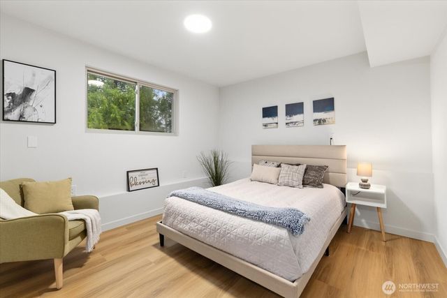 22810 126th Avenue SE, Kent, WA 98031