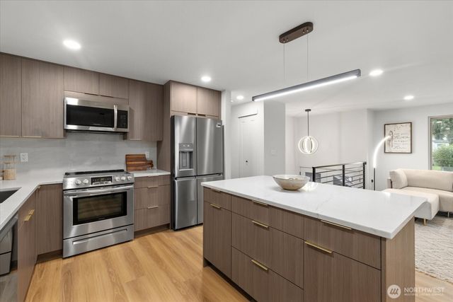 22810 126th Avenue SE, Kent, WA 98031