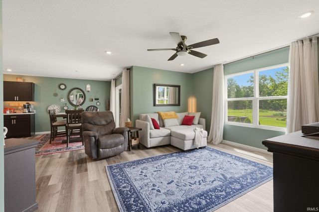7902 Cordovan Cove, Fort Wayne, IN 46835