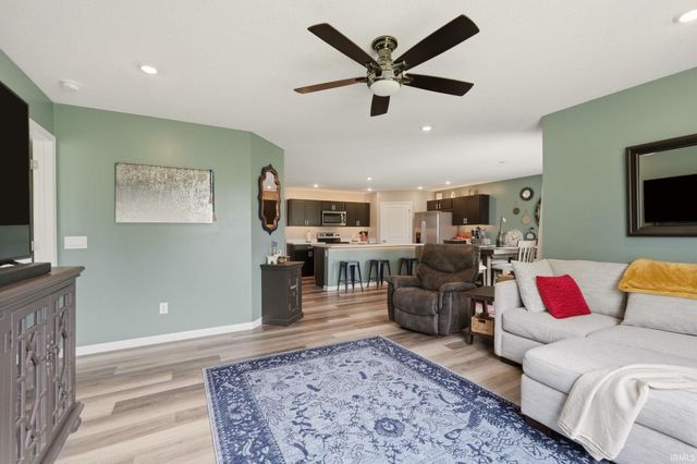 7902 Cordovan Cove, Fort Wayne, IN 46835