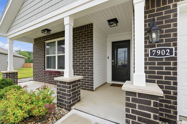 7902 Cordovan Cove, Fort Wayne, IN 46835
