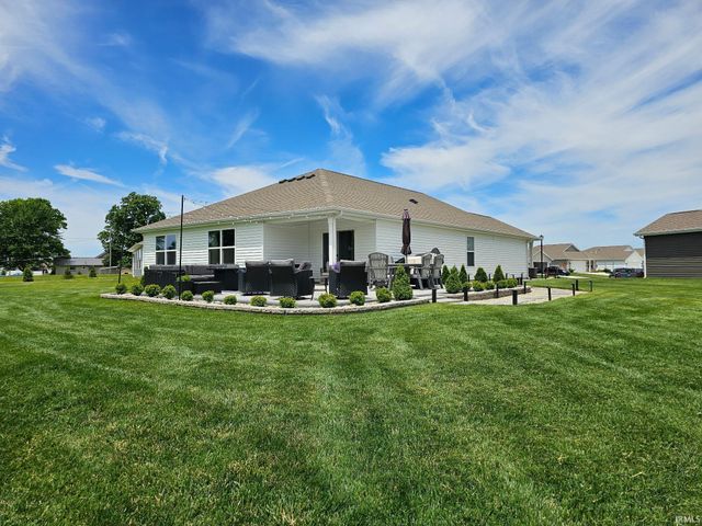 7902 Cordovan Cove, Fort Wayne, IN 46835