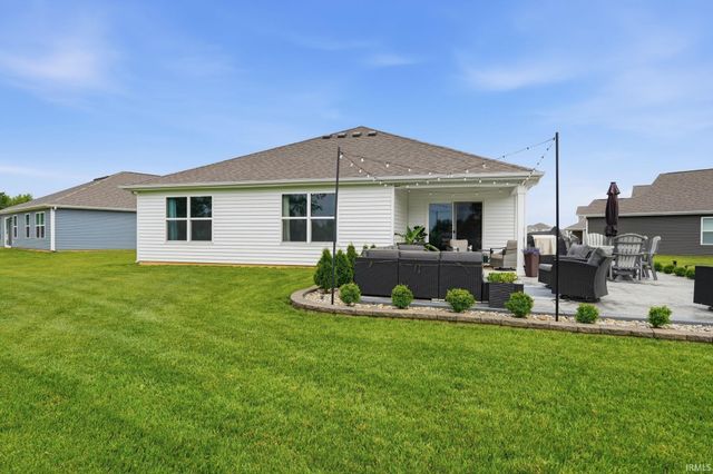 7902 Cordovan Cove, Fort Wayne, IN 46835