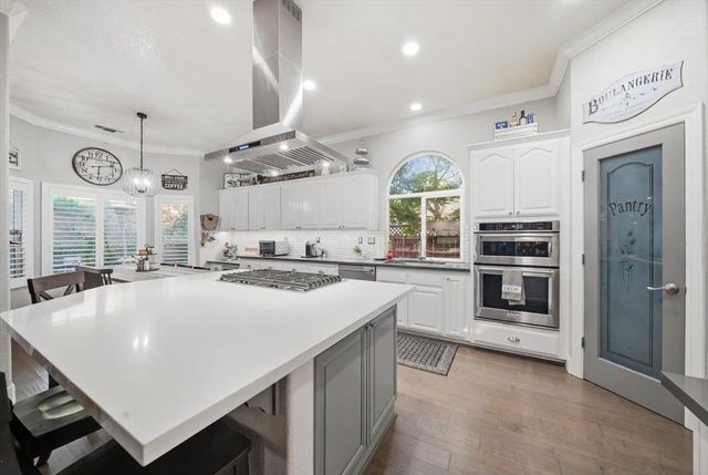 4507 Mountaingate Dr, Rocklin, CA 95765