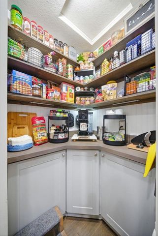 4507 Mountaingate Dr, Rocklin, CA 95765