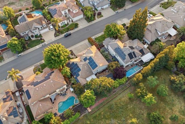4507 Mountaingate Dr, Rocklin, CA 95765