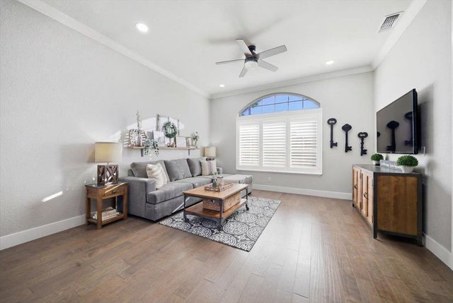 4507 Mountaingate Dr, Rocklin, CA 95765