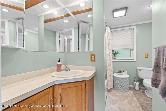 1349 N Jenison Avenue, Lansing, MI 48915